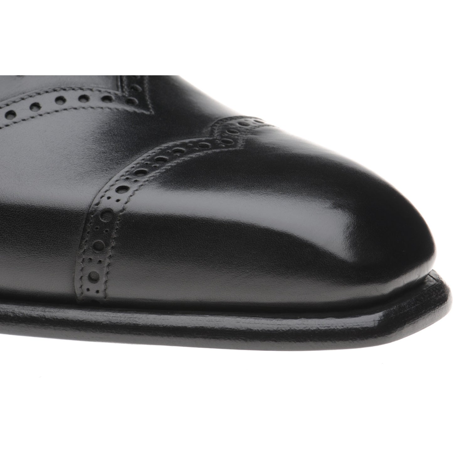 Product image for Herring Millbank mens brogues in black calf