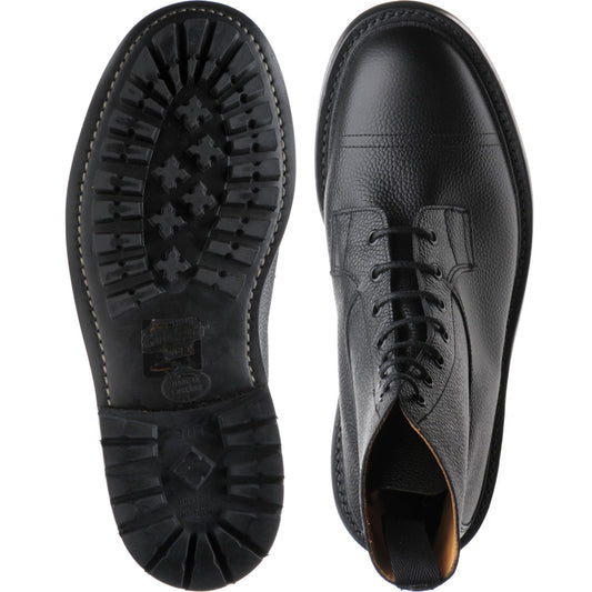 Product image for Trickers Grassmere in black calf grain