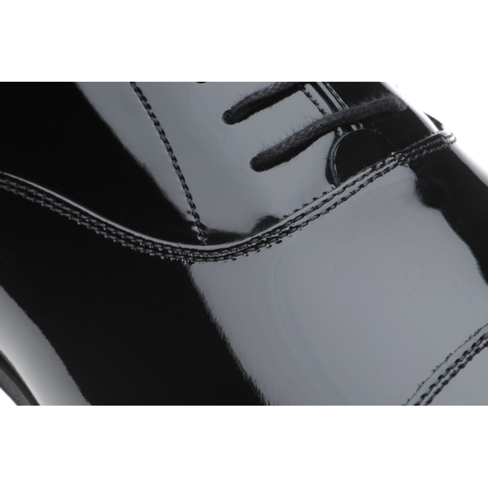 Product image for Herring Aston mens Oxfords in black patent (second)