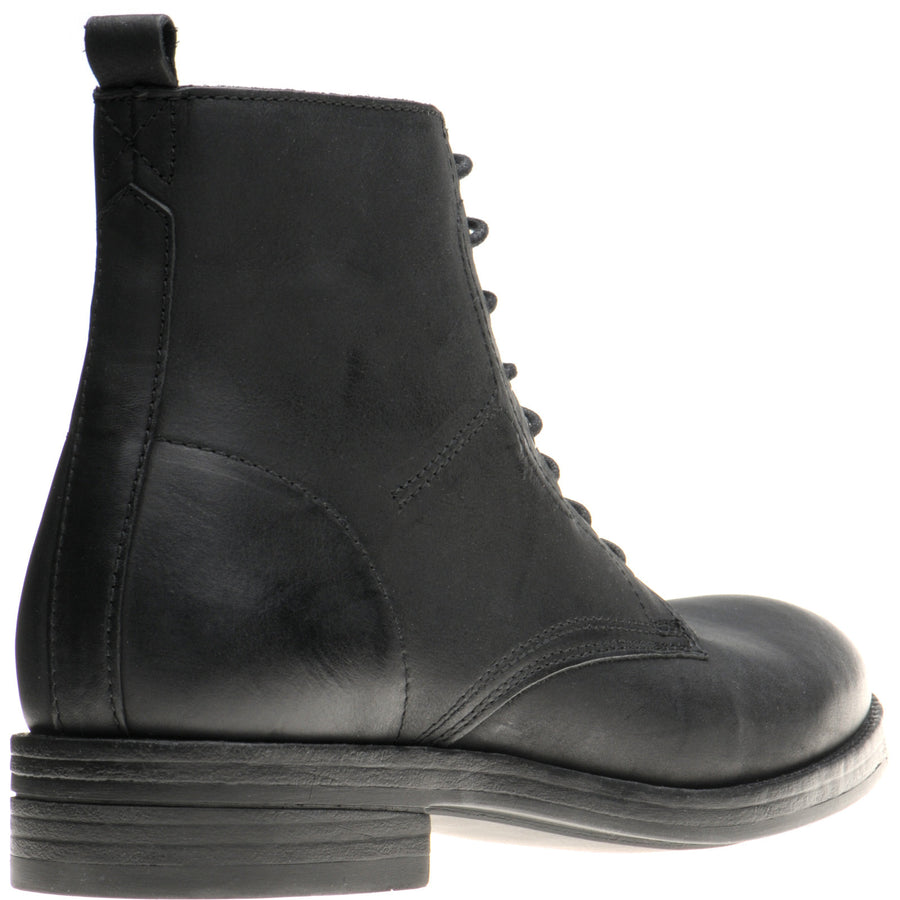 Product image for Herring Bridges in black waxy calf
