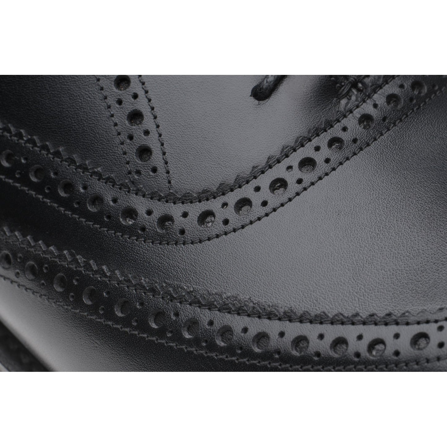 Product image for Herring Carnaby mens brogues in black calf