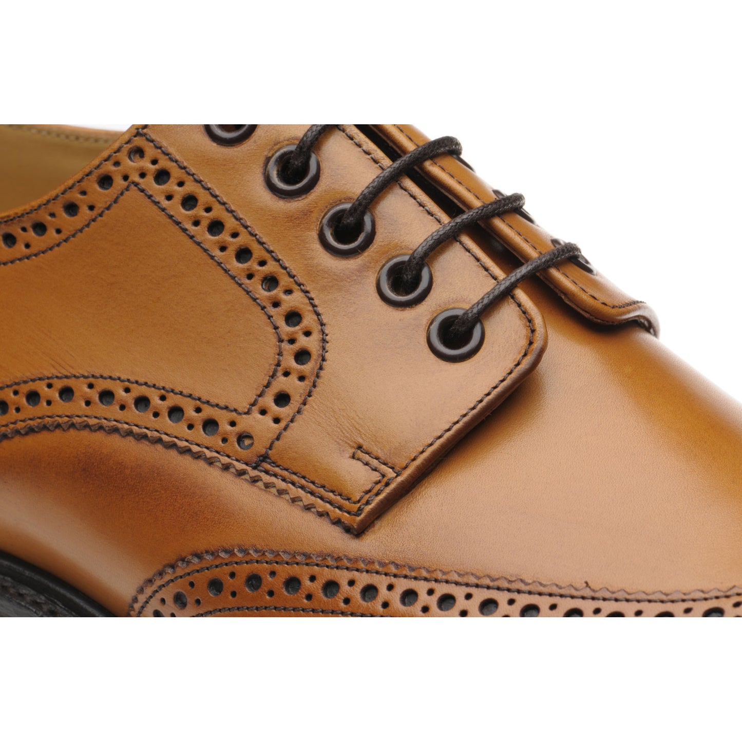 Product image for Herring Chippenham mens rubber-soled brogues in cedar calf