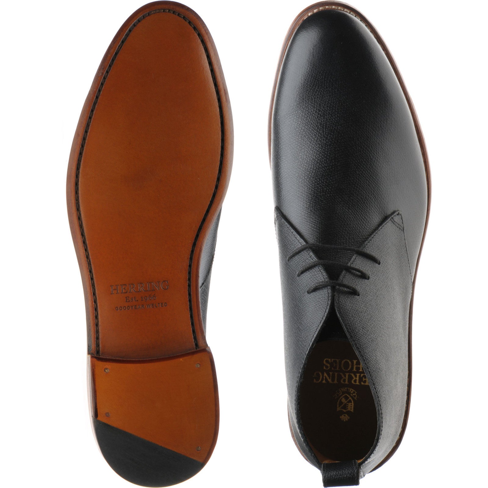 Product image for Herring Cosdon mens Chukka boots in black grain