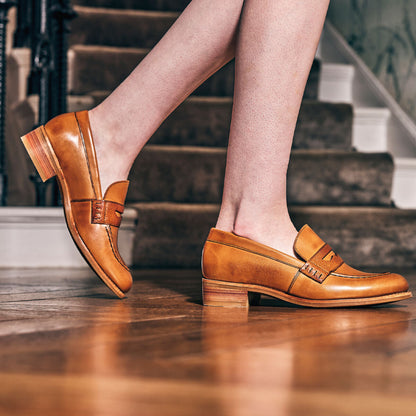 Product image for Herring Emma ladies rubber-soled loafers in cedar and grain calf