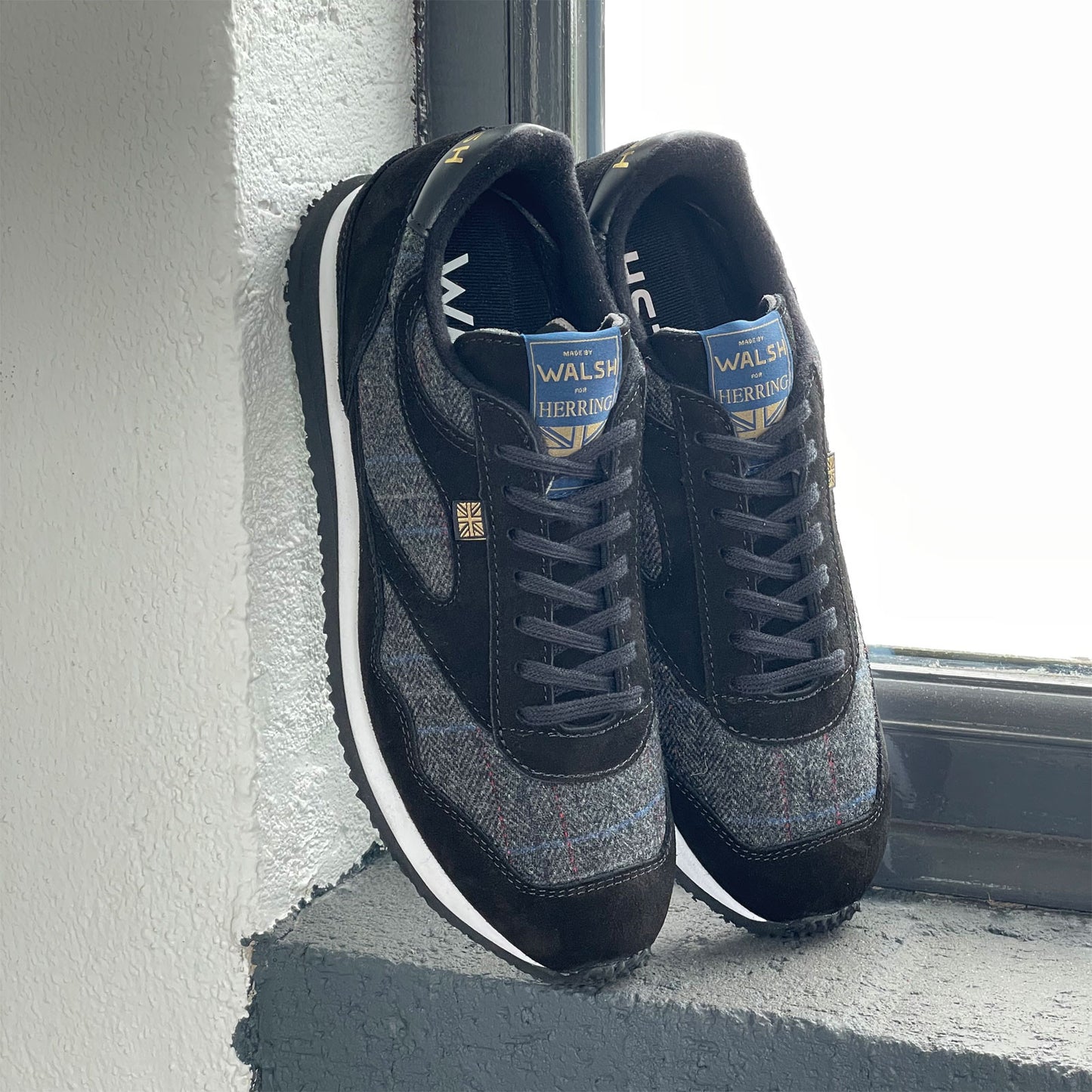 Product image for Herring Ensign Trainer mens rubber-soled trainers in black suede and grey tweed