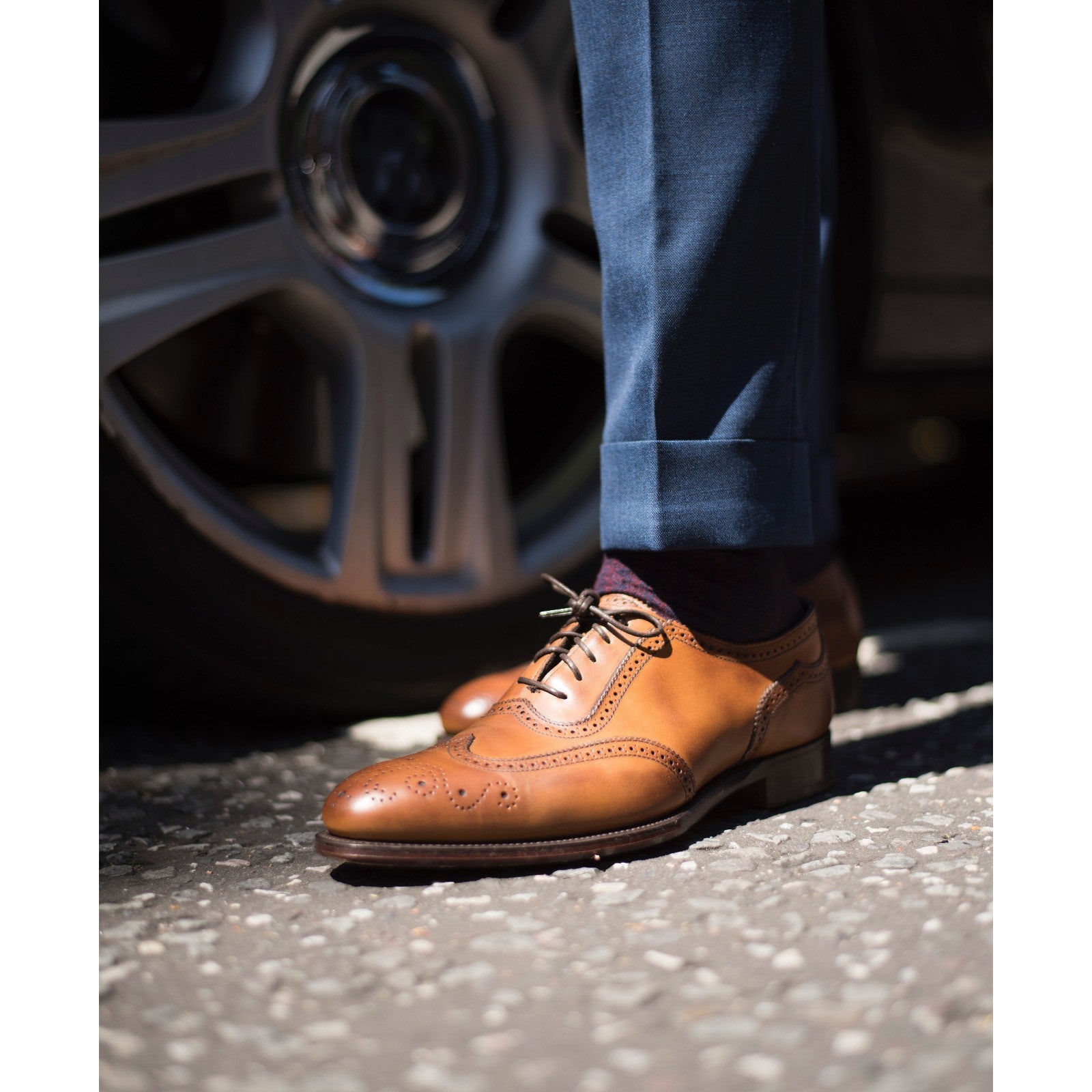 Product image for Herring Henry II mens brogues in chestnut calf