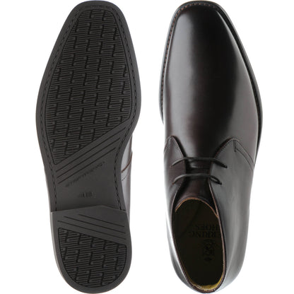 Product image for Herring Marsden mens rubber-soled Chukka boots in brown calf