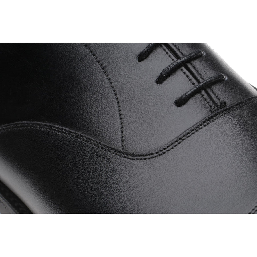 Product image for Herring Mayfair (Rubber) mens rubber-soled Oxfords in black calf