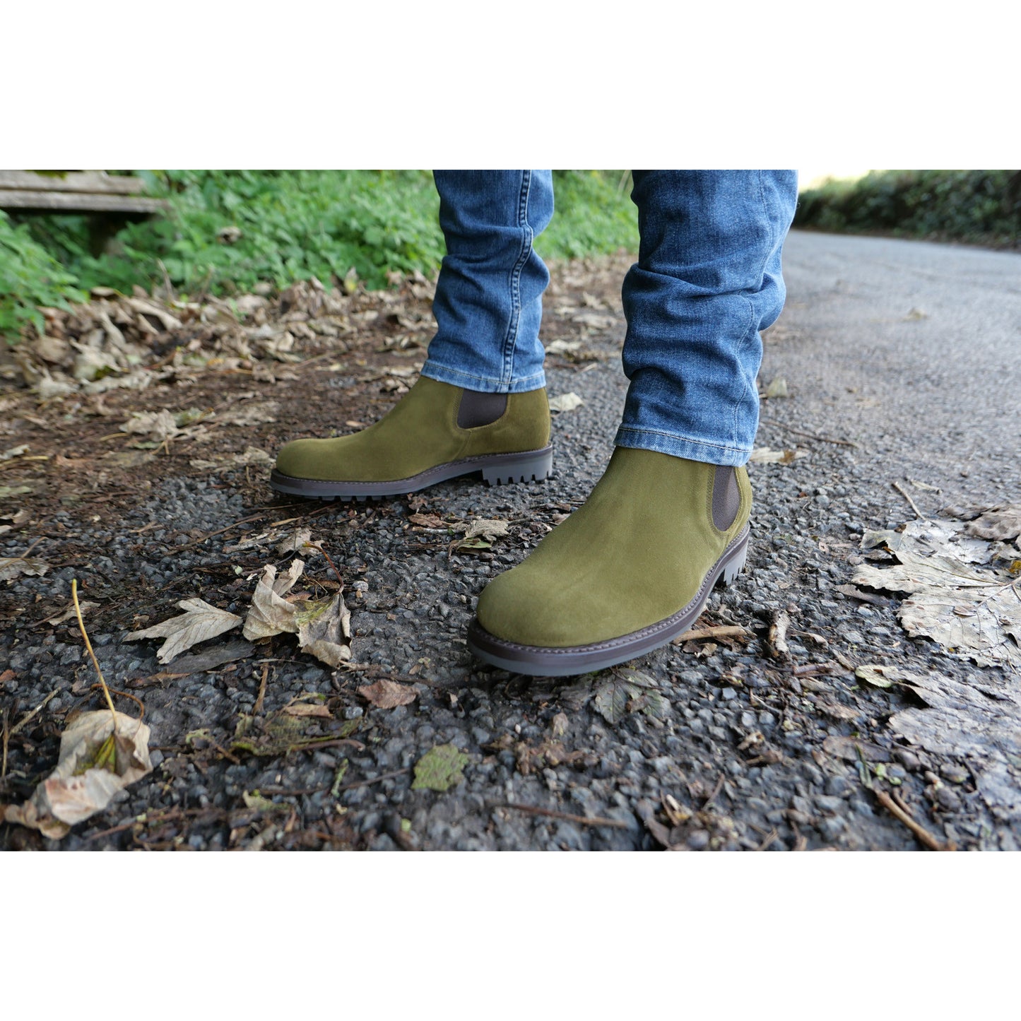 Product image for Herring Parrett mens rubber-soled Chelsea boots in green suede