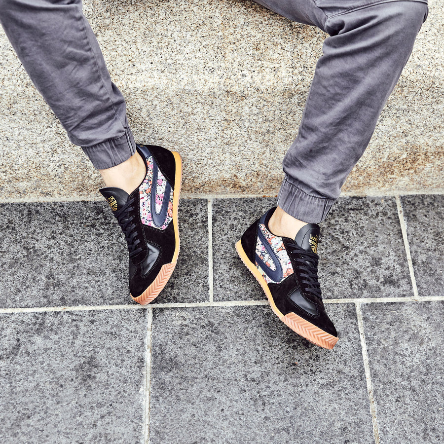 Product image for Herring Tokyo Trainer mens rubber-soled trainers in black calf and printed linen