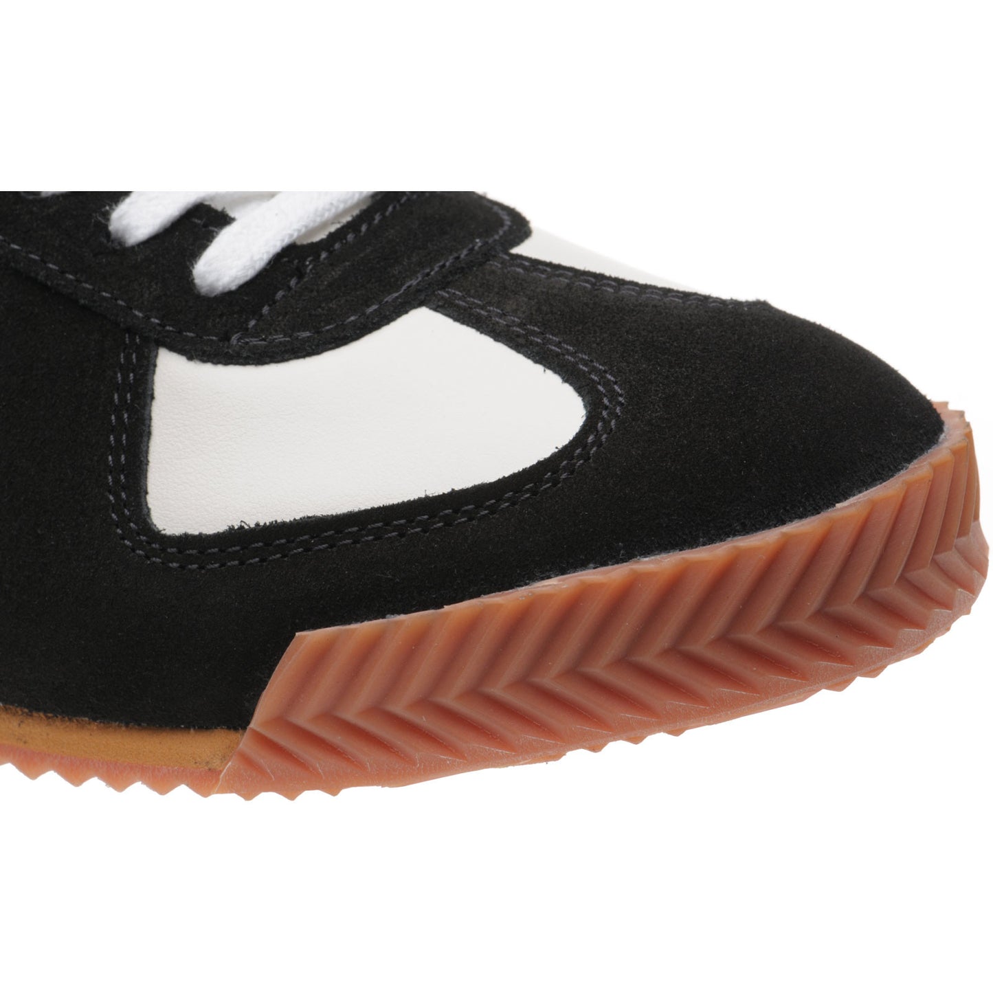 Product image for Herring Tokyo Trainer mens rubber-soled trainers in white calf and black suede