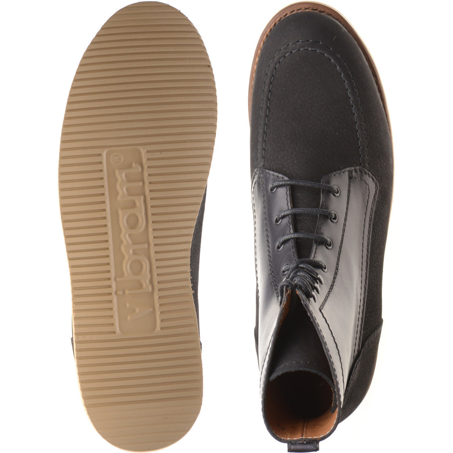 Product image for Herring Wilkins mens two-tone rubber-soled boots in black calf and nubuck