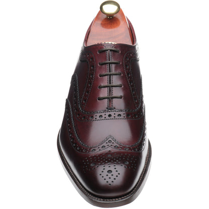 Product image for Loake Fearnley mens brogues in burgundy calf