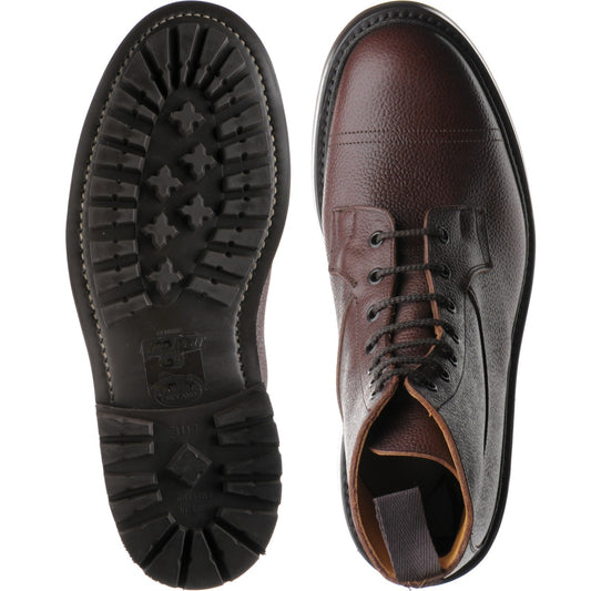 Product image for Trickers Grassmere in brown zug